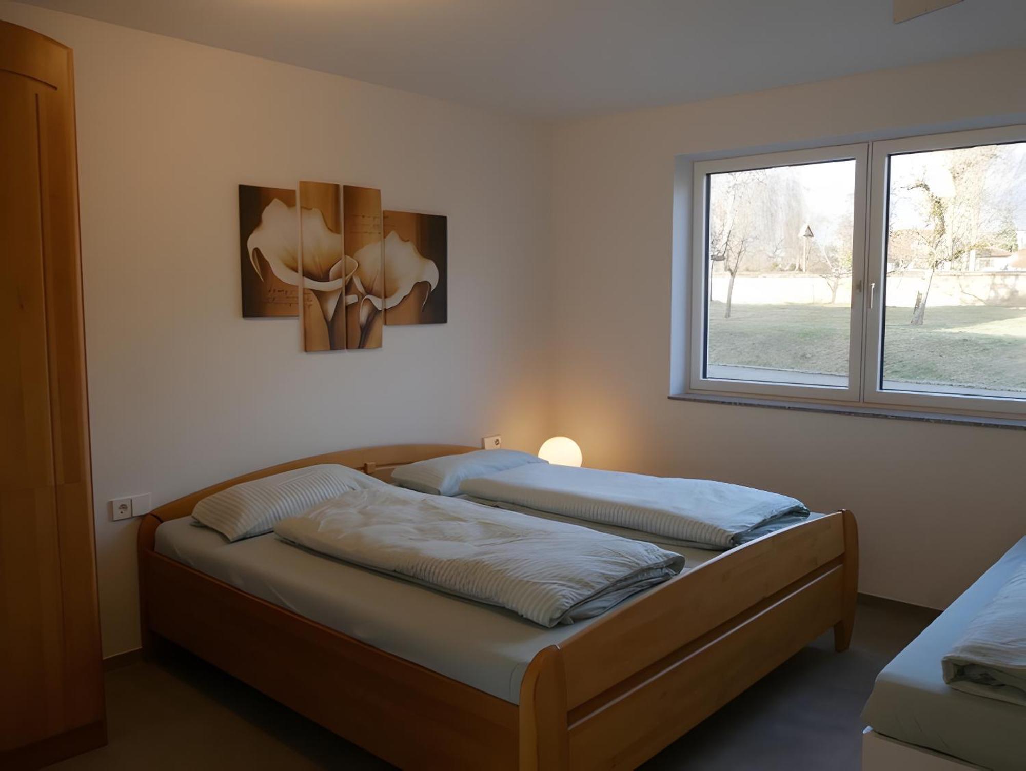 Ferienwohnung Haus Maria Waeschenbeuren Luaran gambar